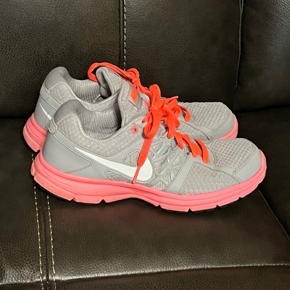 Sz 8.5 Nike Air Relentless 2 Women's Running Shoes Gray & Punch Coral 512083-002